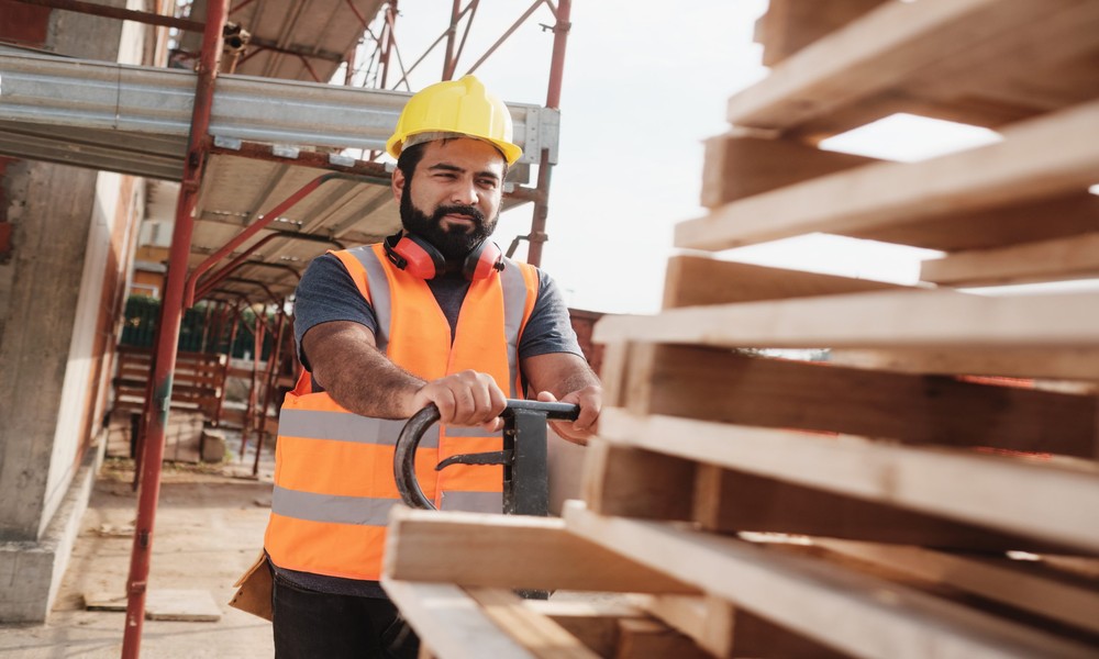 CPD Manual Handling Training: Master Correct Lifting Technique the Right Way